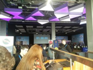 The countdown clock showing an hour and a half remaining competition time